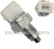 BACK UP LIGHT SWITCH for BMW E36 E34 E31 E39 128i 318i 325i M6 E46