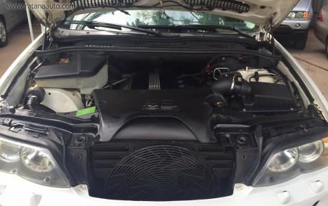 BMW  X5 2004