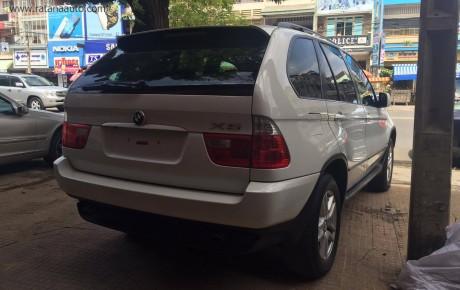 BMW  X5 2004