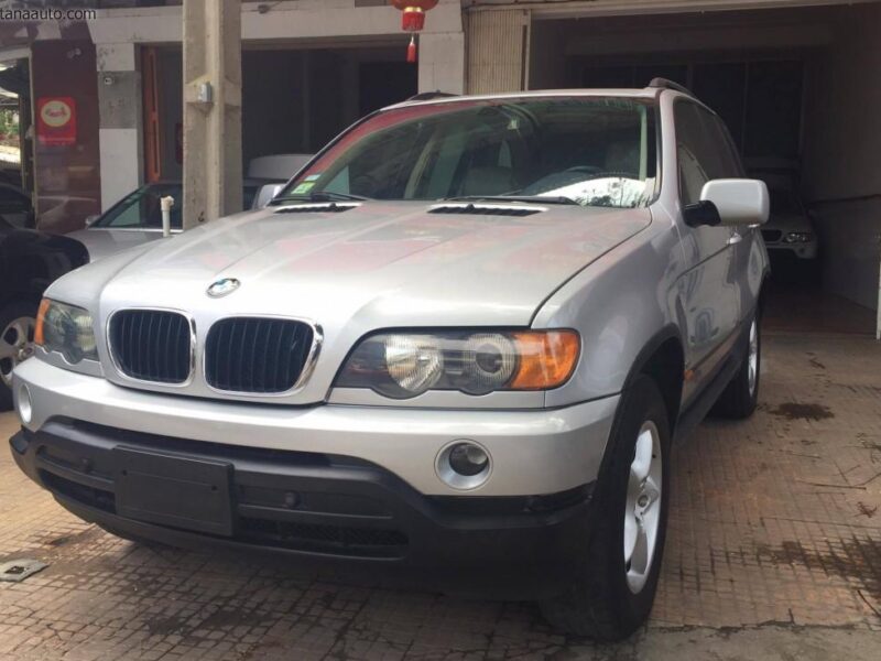 BMW X5  '2002